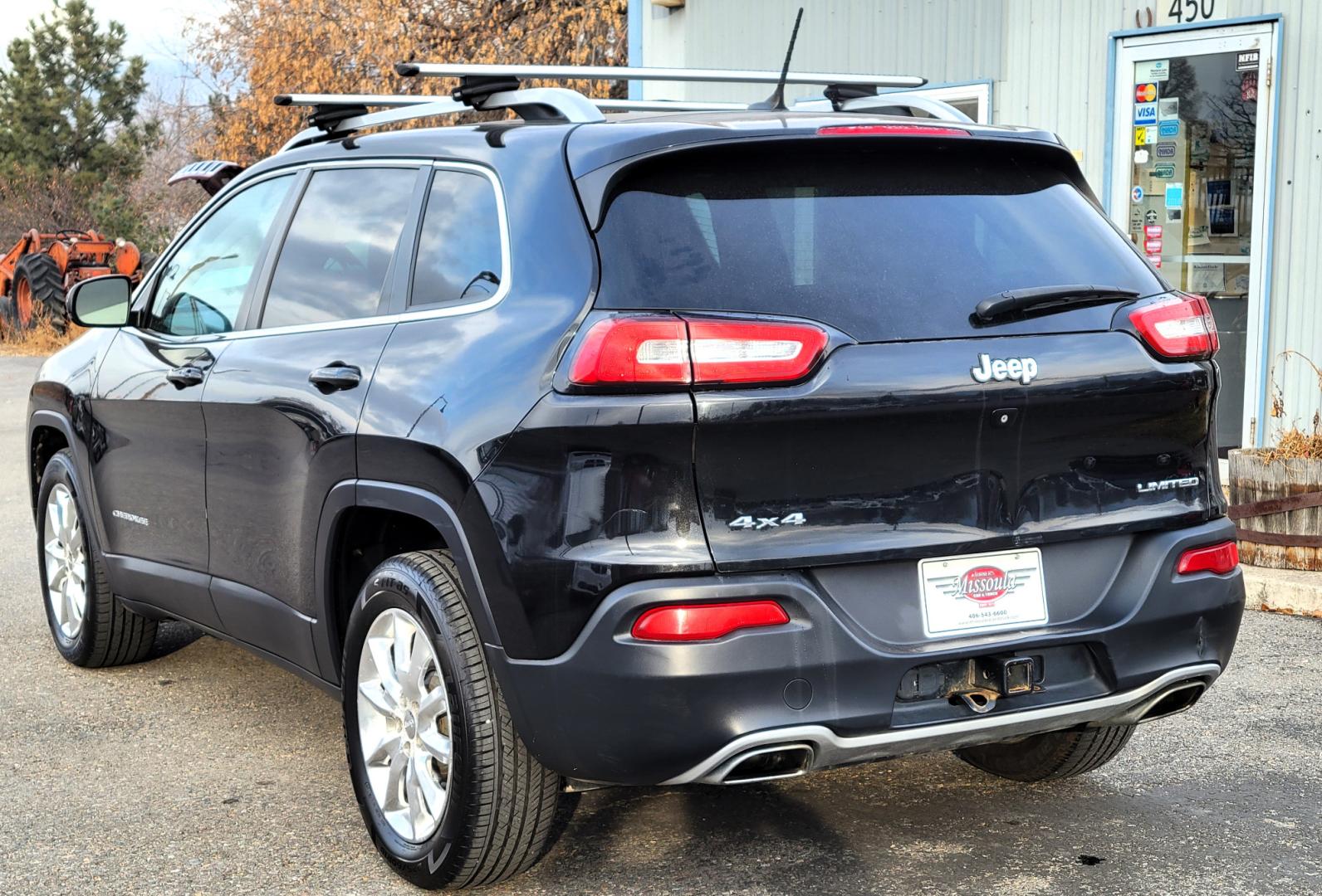 2015 Black /Black Jeep Cherokee Limited (1C4PJMDS4FW) with an 3.2L V6 engine, Automatic transmission, located at 450 N Russell, Missoula, MT, 59801, (406) 543-6600, 46.874496, -114.017433 - Nice Jeep. Lots of Features. 4 Wheel Drive. Automatic. Huge Sunroof. Leather Heated Seats. Power Drivers Seat. Heated Steering Wheel. Bluetooth. Steering Wheel Controls. Air. Cruise. Tilt. Power Windows and Locks. Towing. - Photo#8